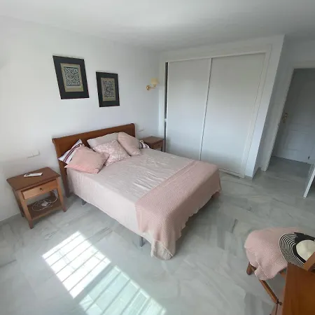 Apartamento Las Dunas * Marbella